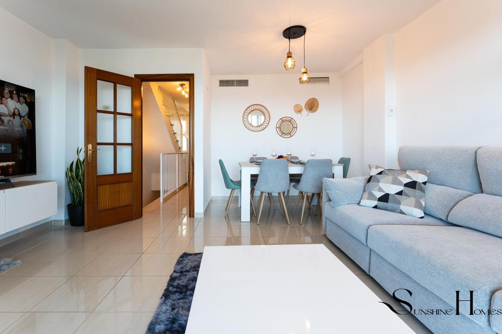 3-bed Seaview Escape, Pool, Garage, 4 Terraces * Benalmadena