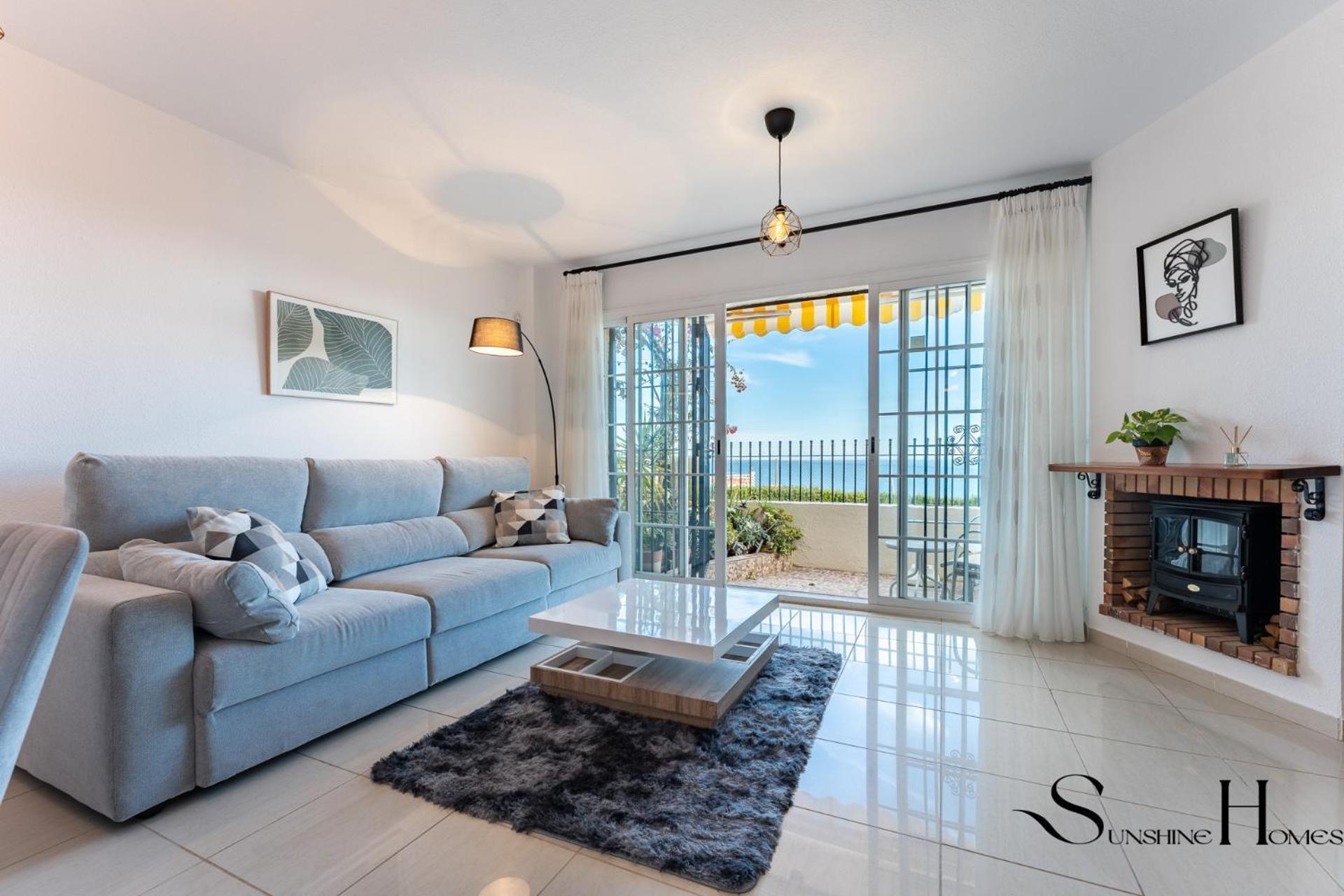 3-bed Seaview Escape, Pool, Garage, 4 Terraces